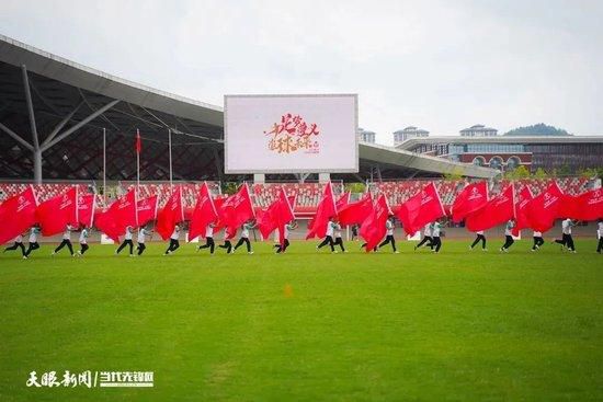 马洛塔回答：“我要强调的是，我们的主帅带给大家很大的满足感，他很优秀，很年轻，可以给我们带来重要的成功。